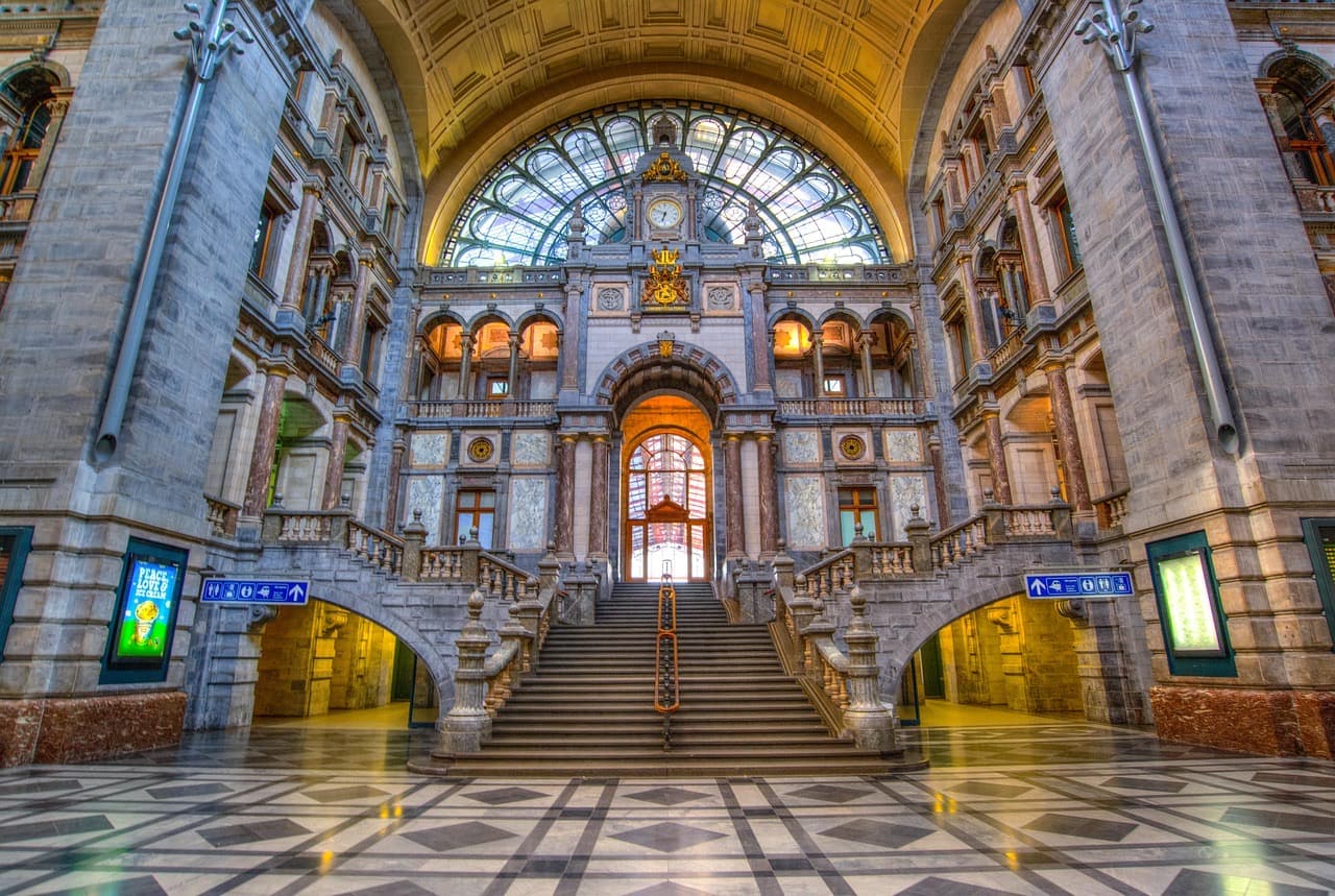 The grand hall of Antwerp Central Station